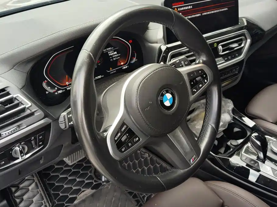 BMW X3 — фото 15
