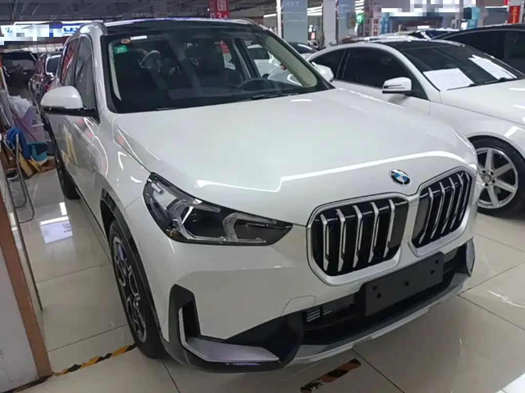 BMW X1 — фото 3