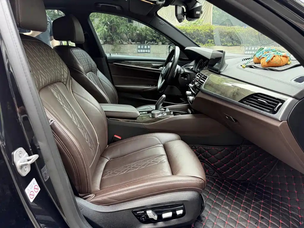BMW 5 Series (Import) — фото 11