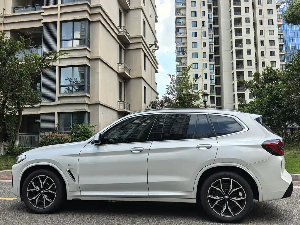 BMW X3 — фото 15