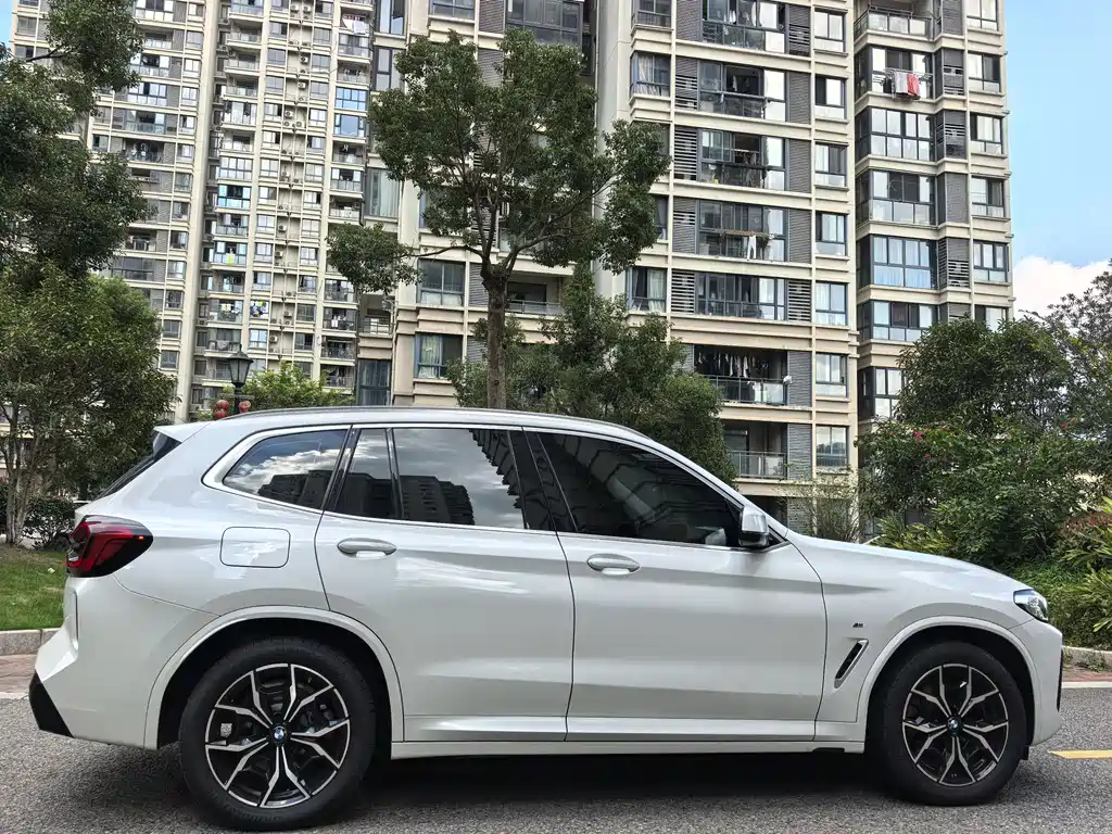 BMW X3 — фото 17