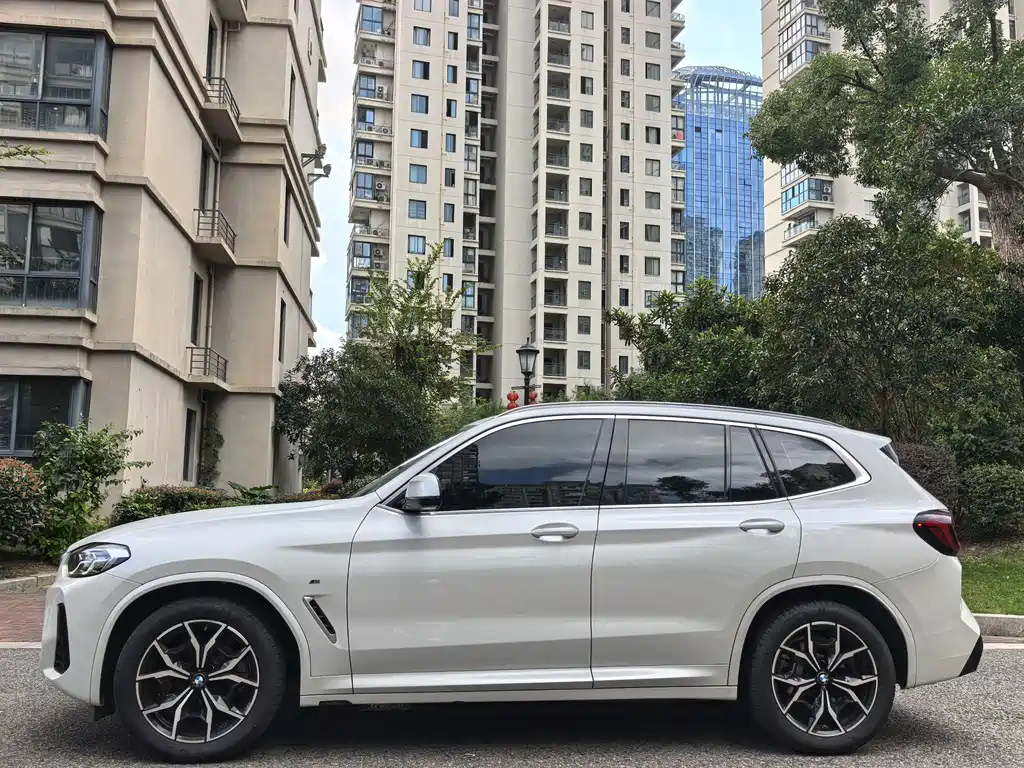 BMW X3 — фото 18