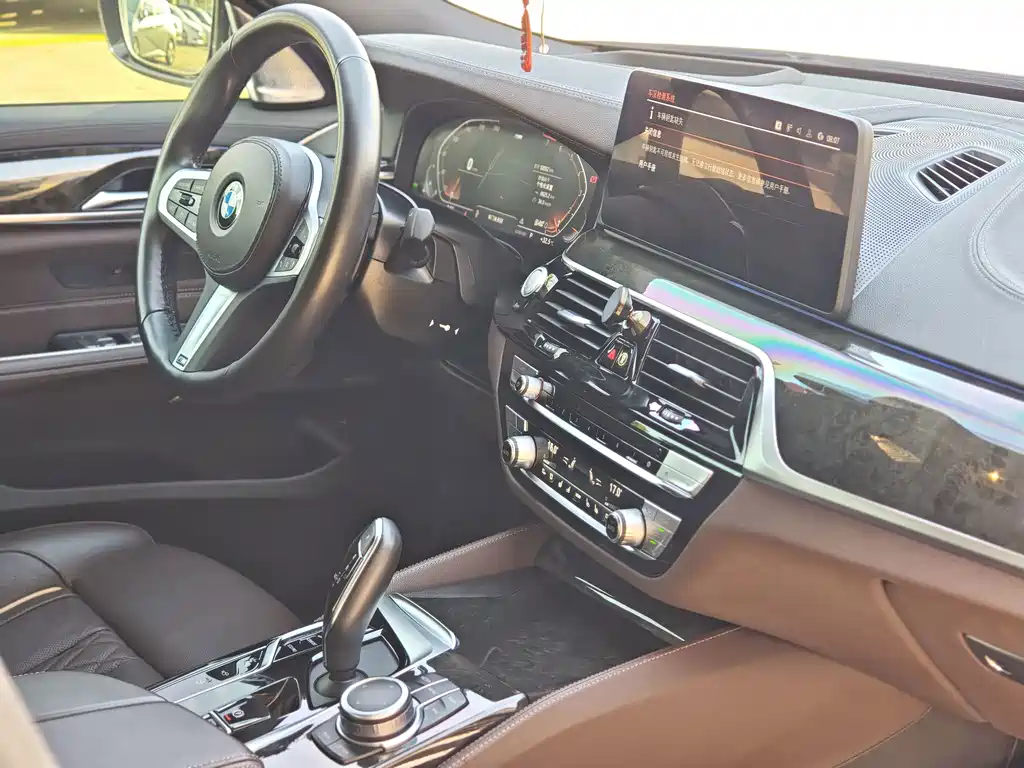 BMW 6 Series GT — фото 9