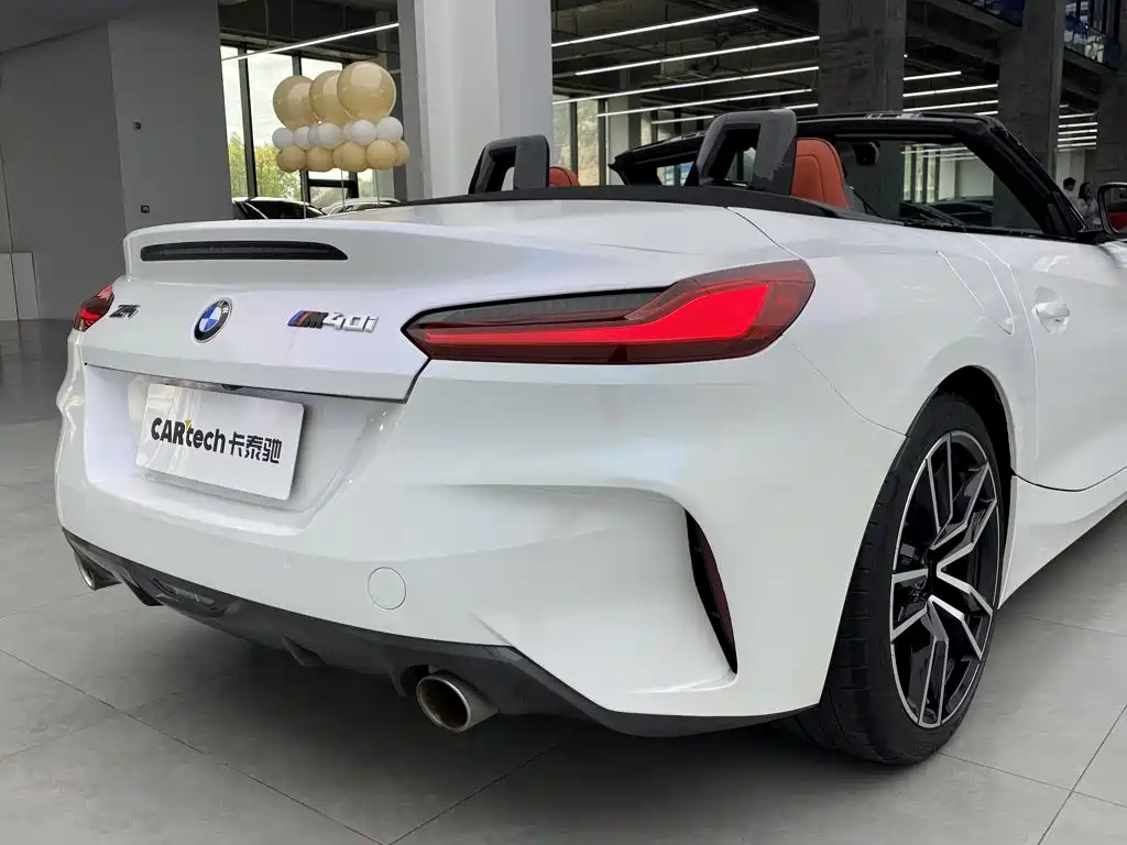 BMW Z4 — фото 4