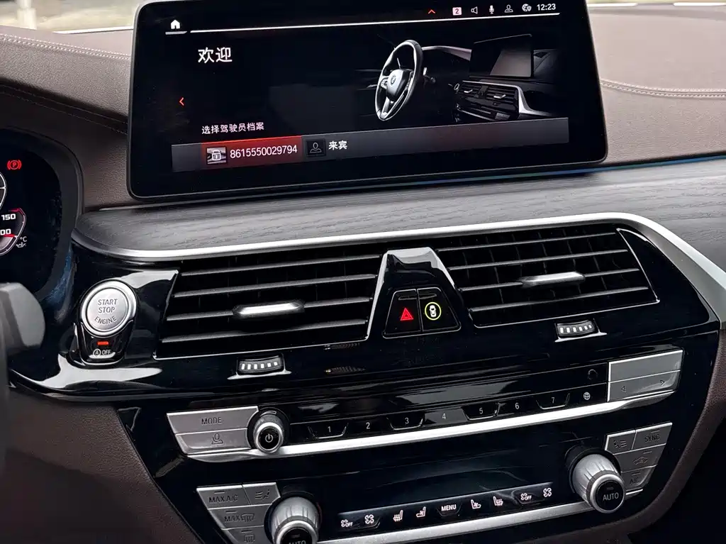BMW 5 Series — фото 13