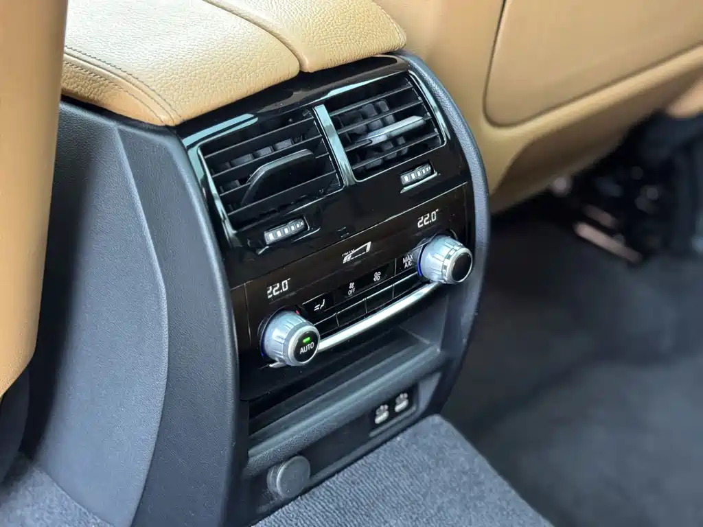 BMW 6 Series GT — фото 17