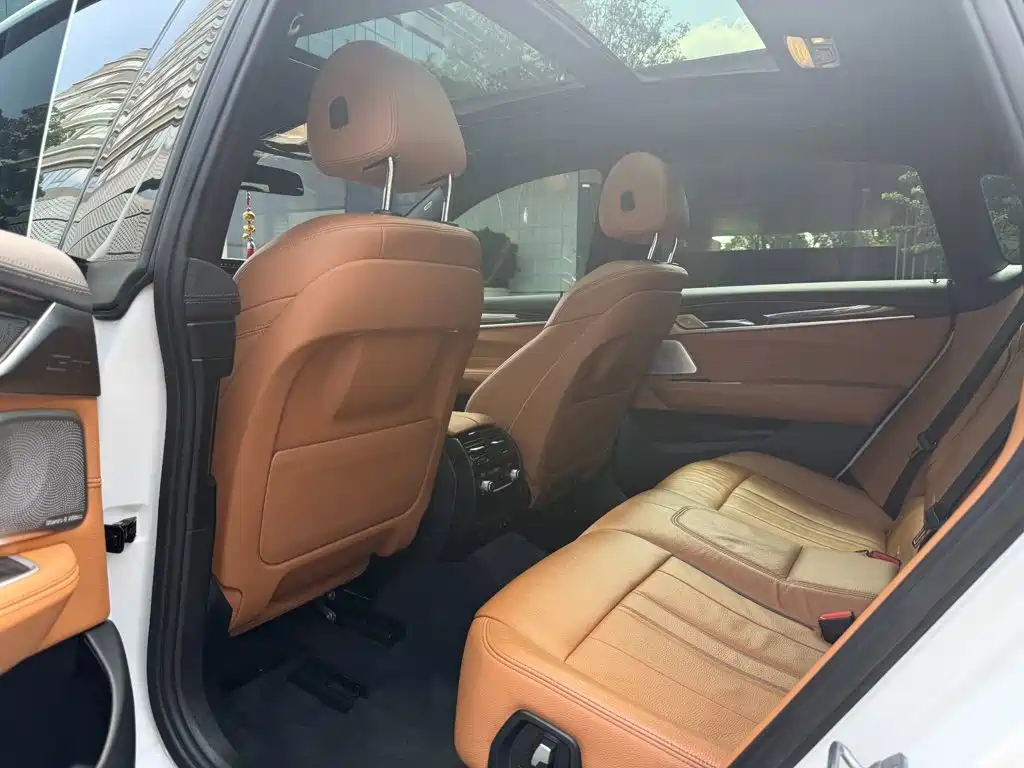 BMW 6 Series GT — фото 20