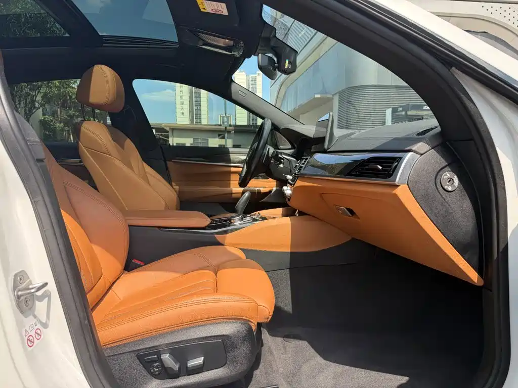 BMW 6 Series GT — фото 21
