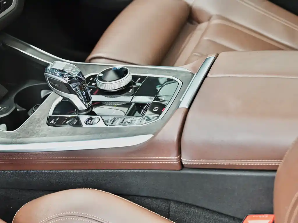 BMW X5 (Import) — фото 16