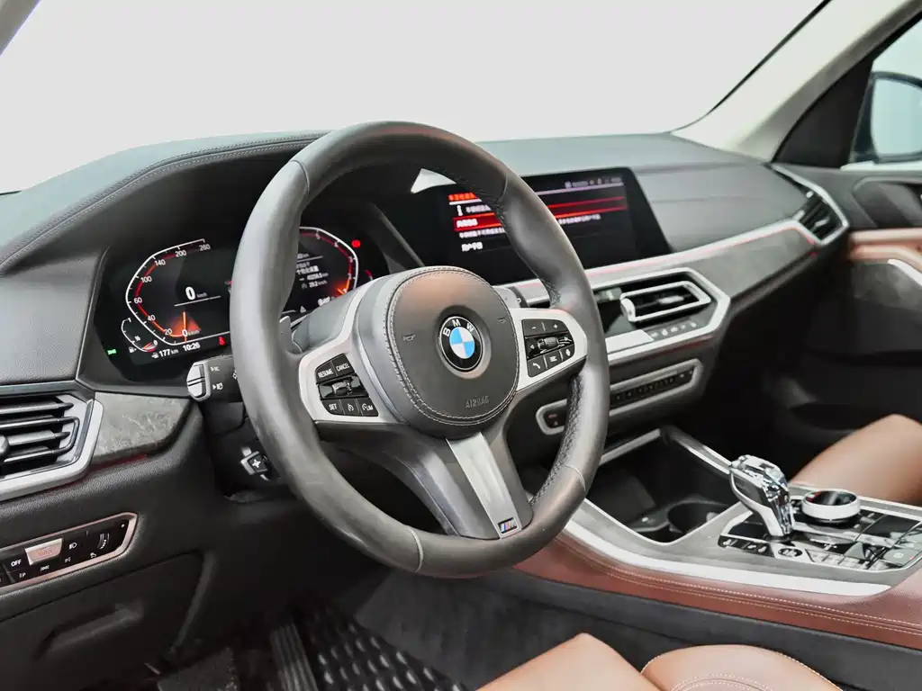 BMW X5 (Import) — фото 17