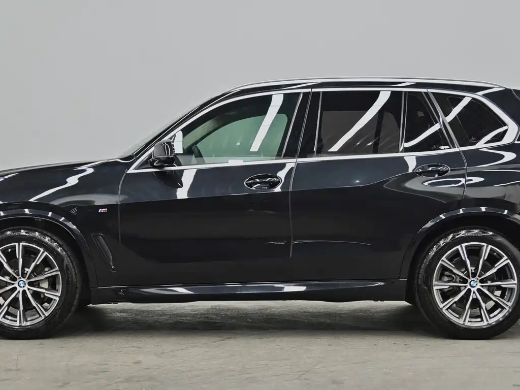 BMW X5 (Import) — фото 22