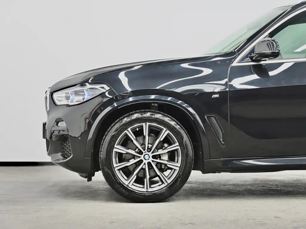 BMW X5 (Import) — фото 23