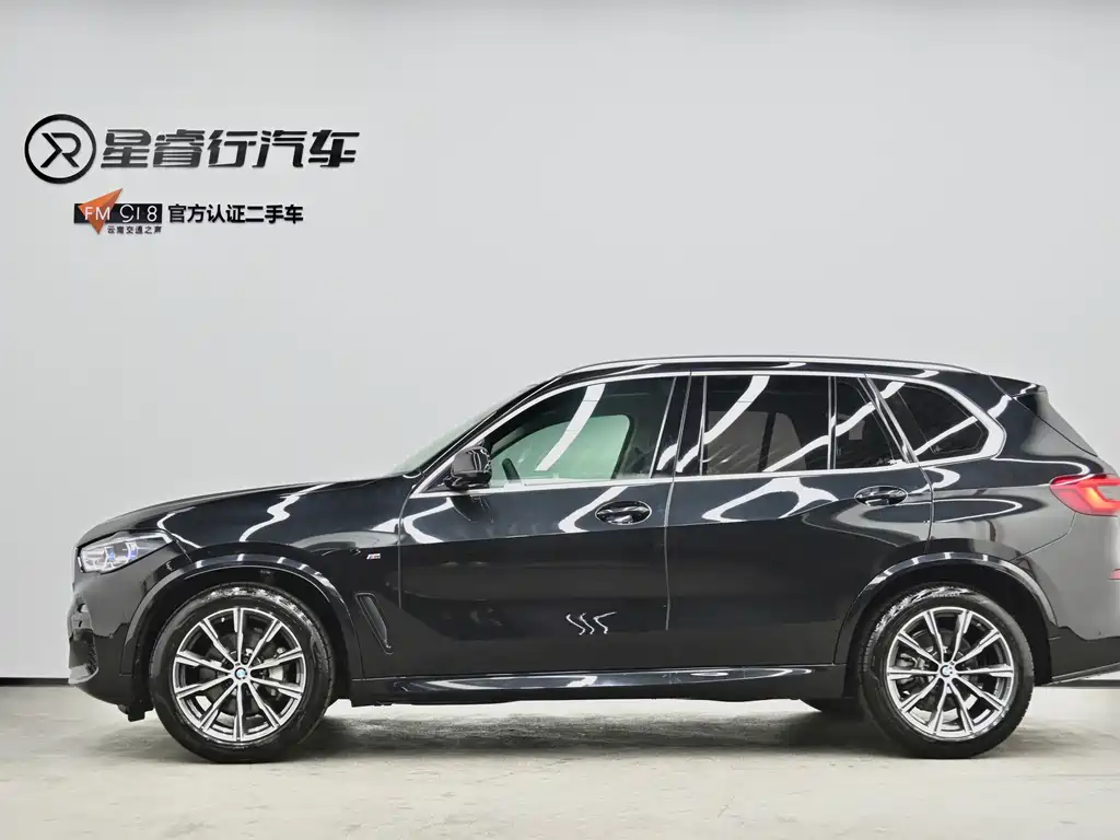 BMW X5 (Import) — фото 6