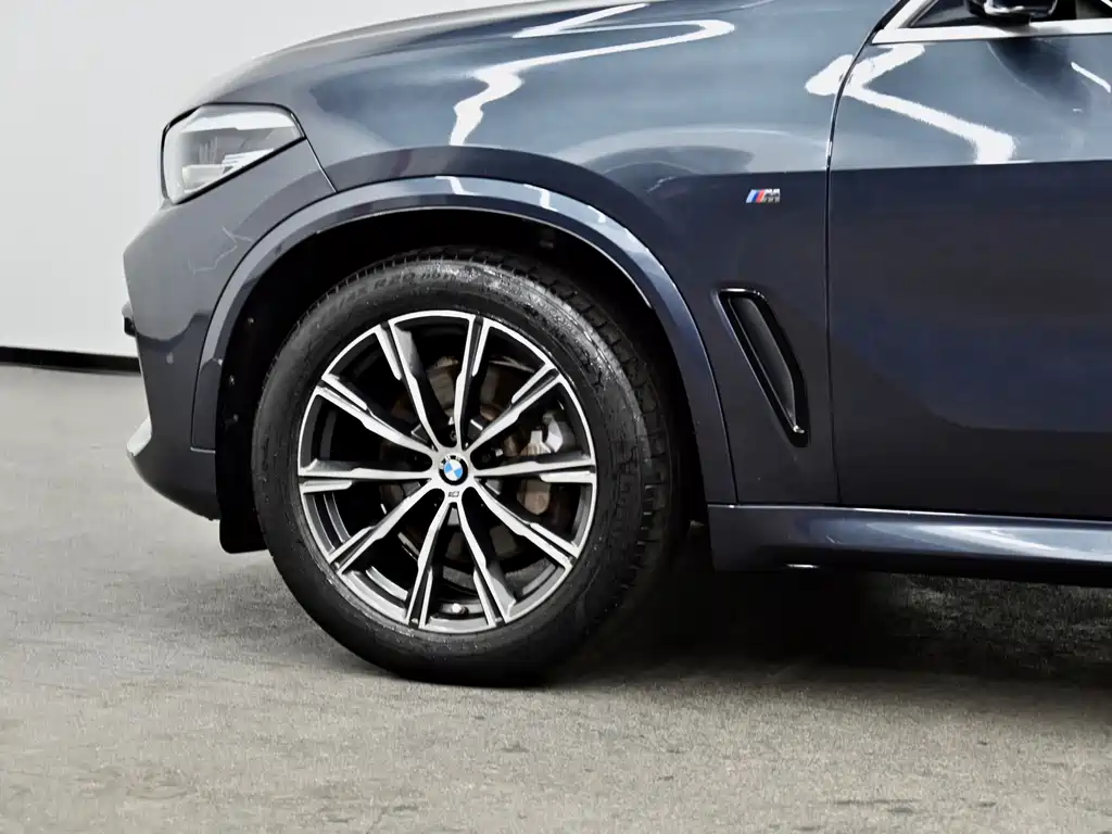 BMW X5 (Import) — фото 19