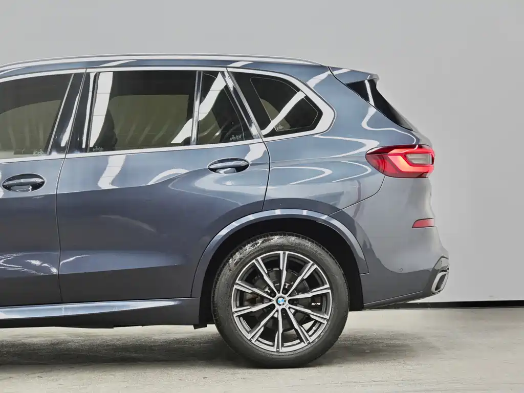 BMW X5 (Import) — фото 20
