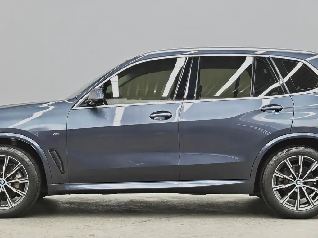 BMW X5 (Import) — фото 21