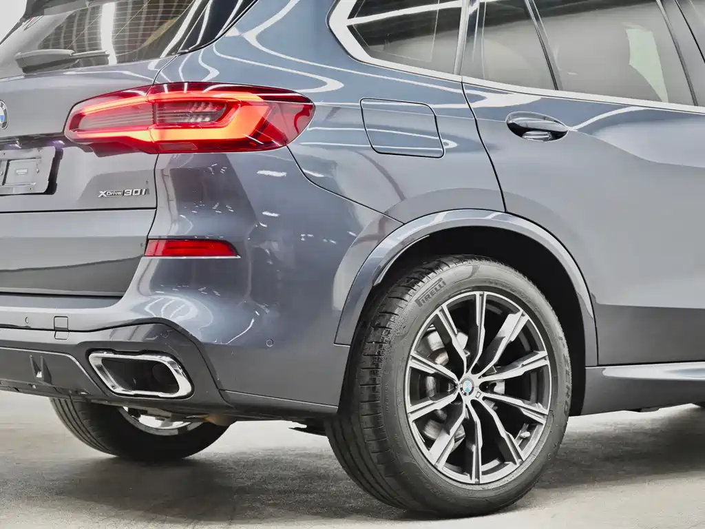 BMW X5 (Import) — фото 29