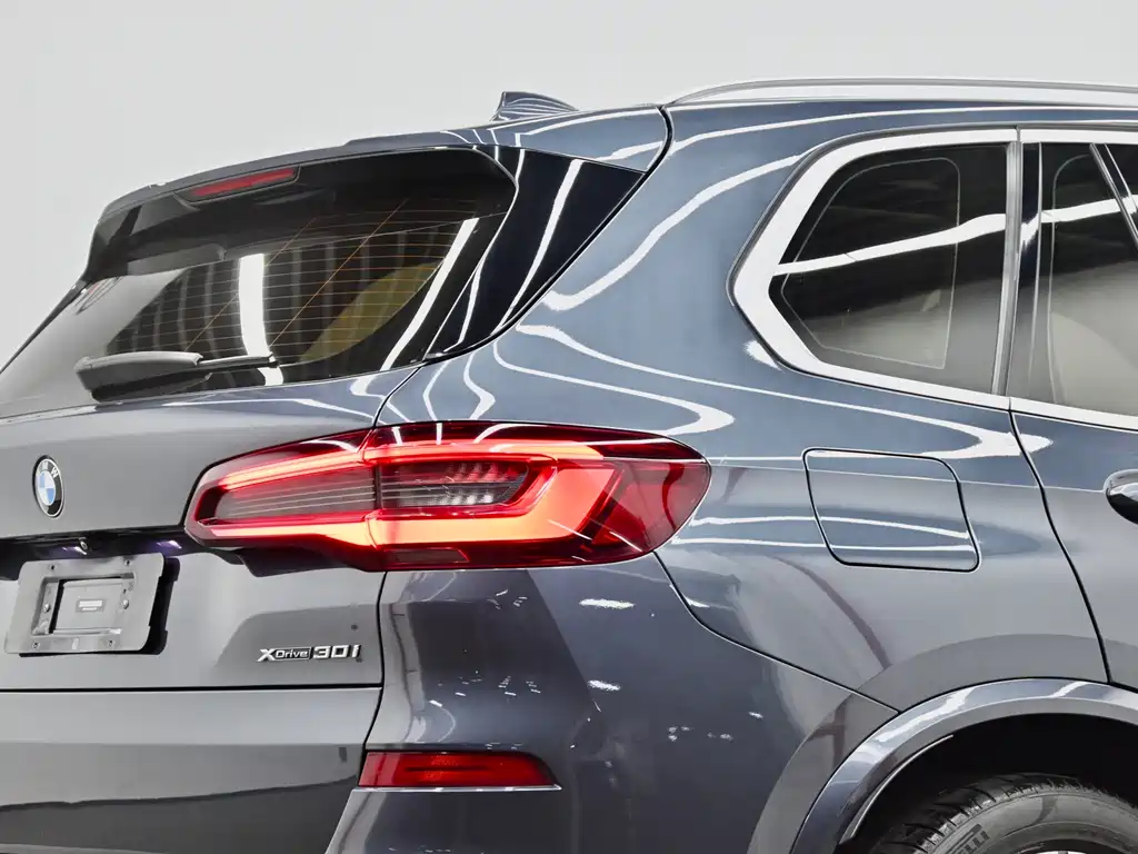 BMW X5 (Import) — фото 30