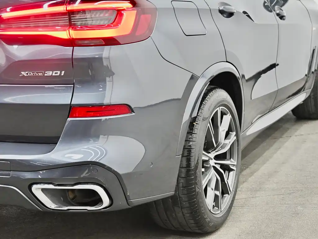 BMW X5 (Import) — фото 31