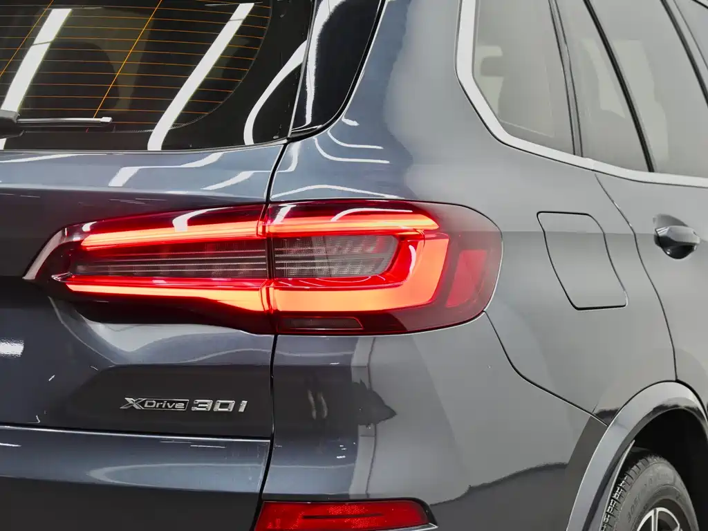 BMW X5 (Import) — фото 32