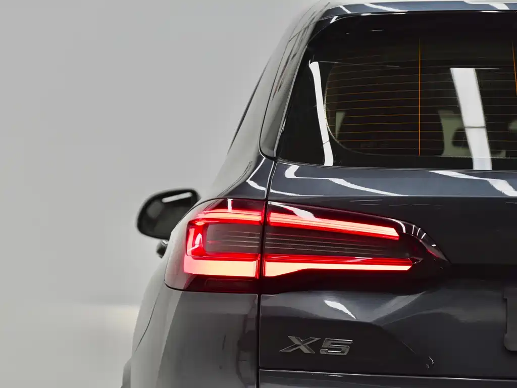 BMW X5 (Import) — фото 33