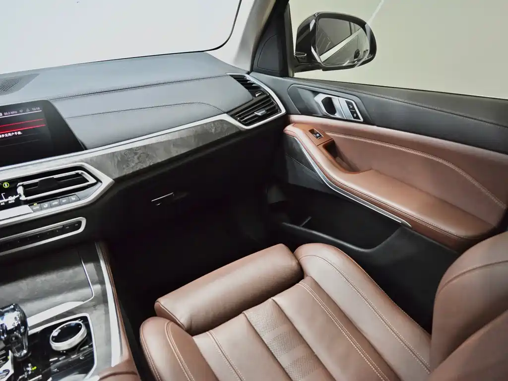 BMW X5 (Import) — фото 10