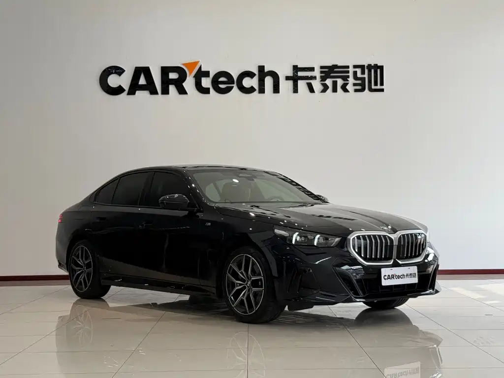 BMW 5 Series (Import) — фото 3