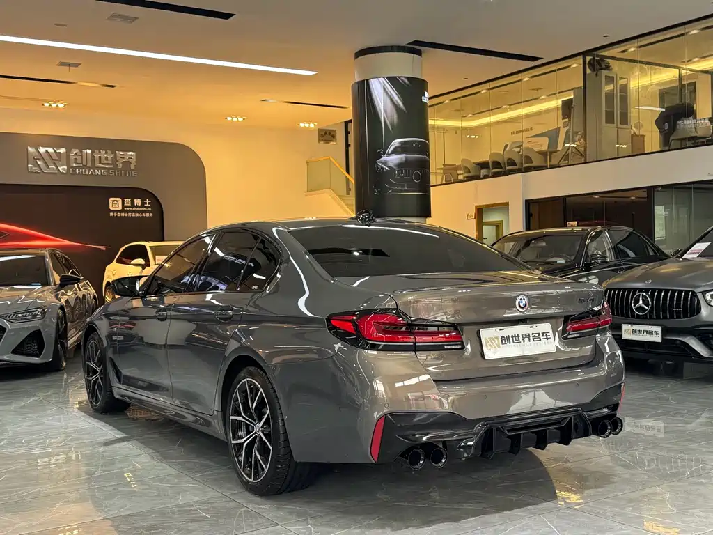 BMW 5 Series (Import) — фото 6