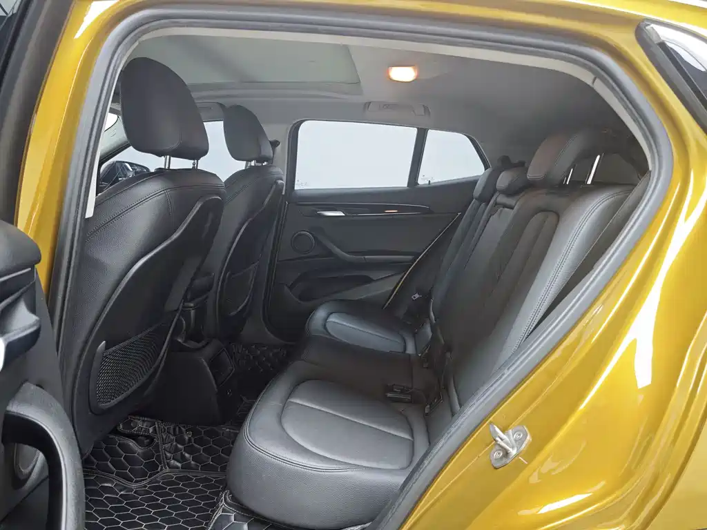 BMW X2 (Import) — фото 8