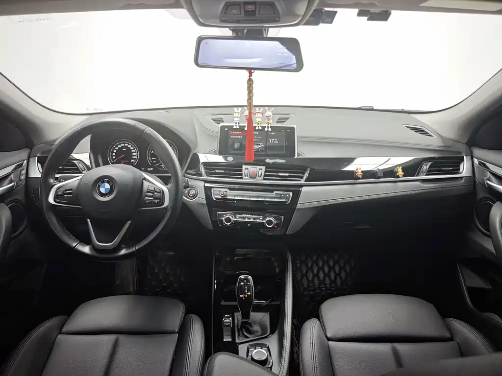 BMW X2 (Import) — фото 9
