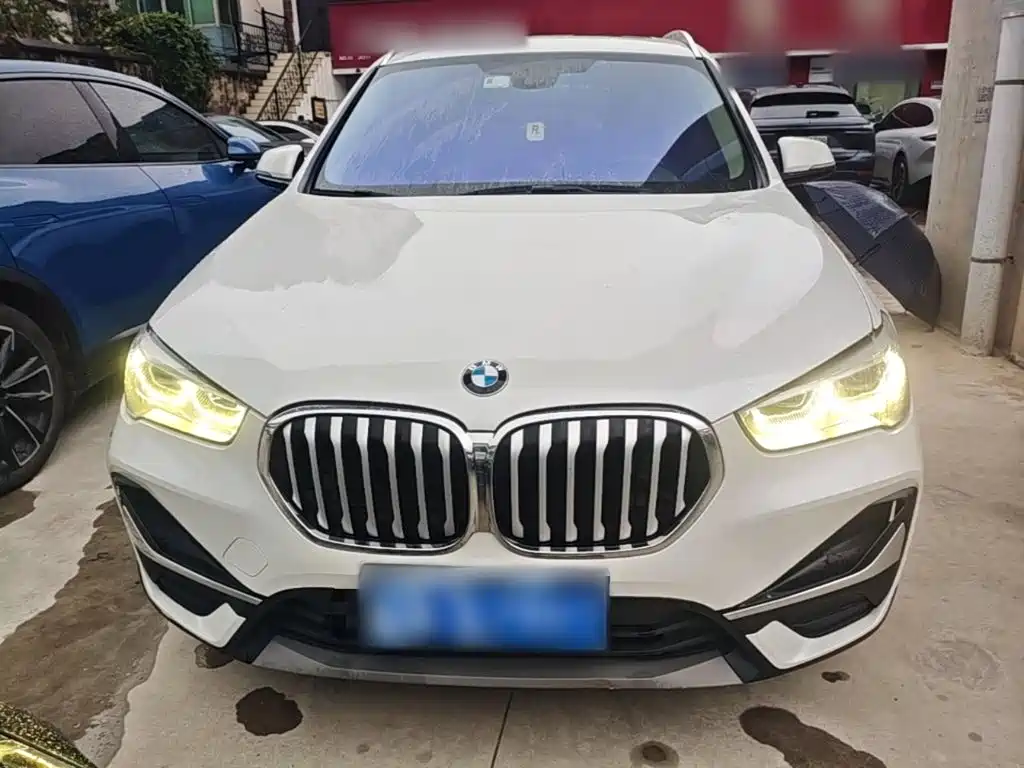 BMW X1 — фото 2