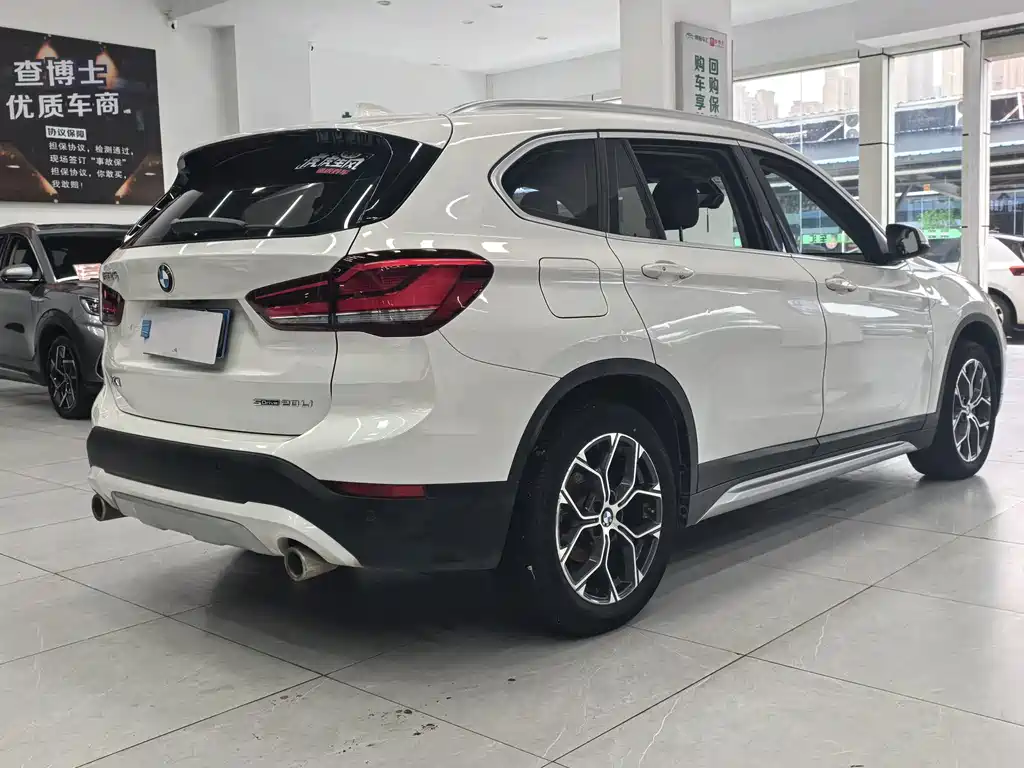 BMW X1 — фото 15