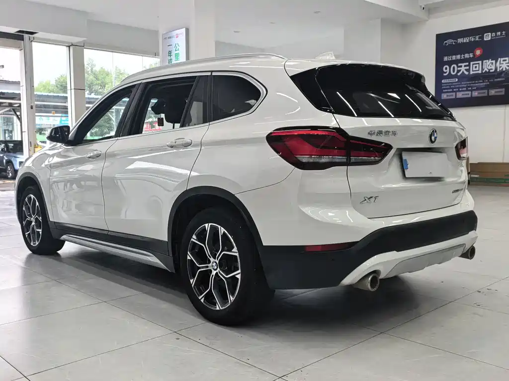 BMW X1 — фото 17