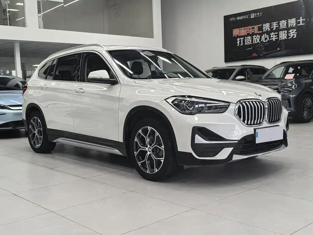BMW X1 — фото 3