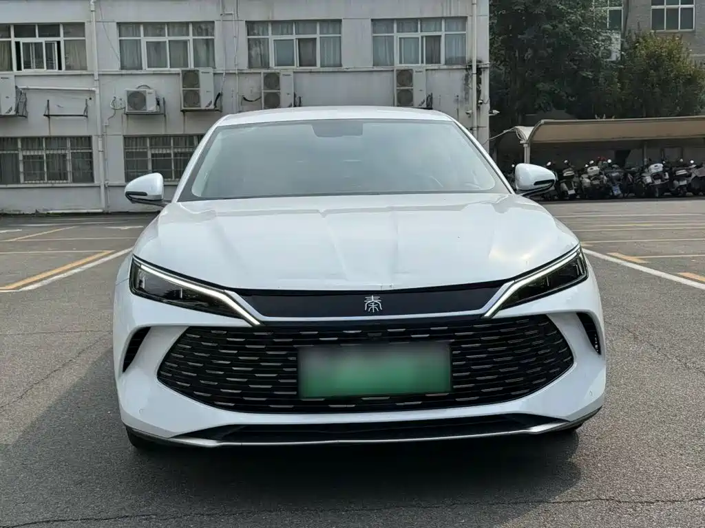 BYD Qin L — фото 2