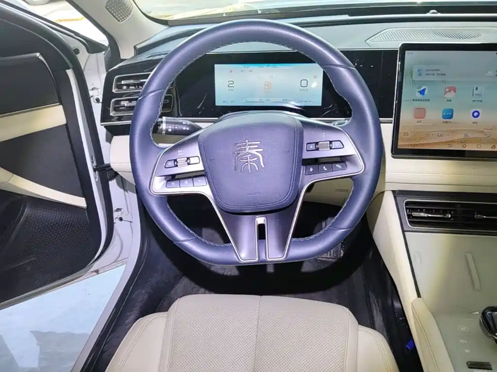 BYD Qin L — фото 10