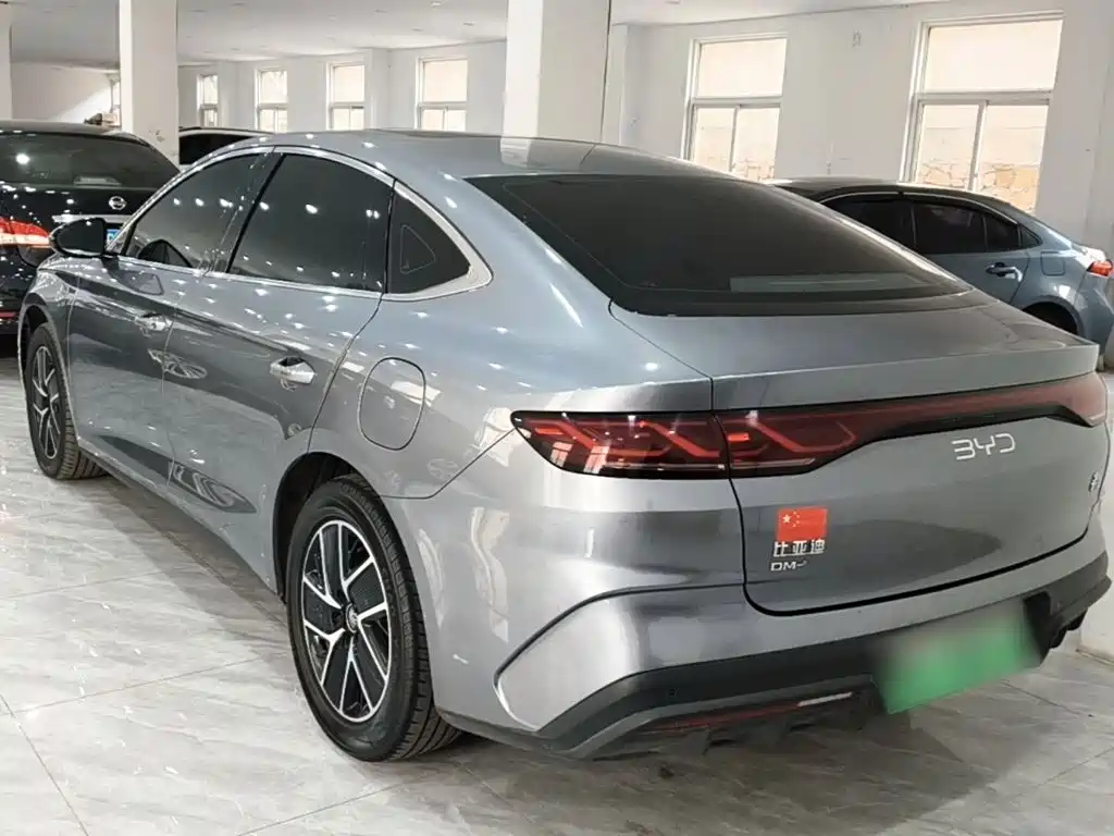 BYD Qin L — фото 4
