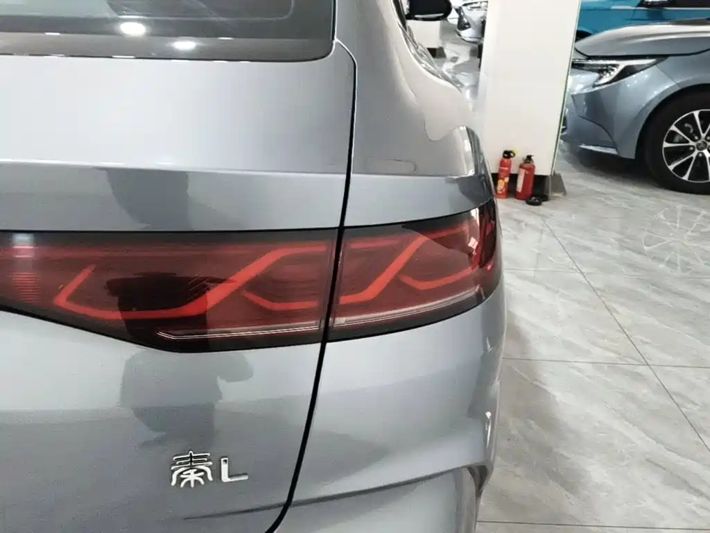 BYD Qin L — фото 7