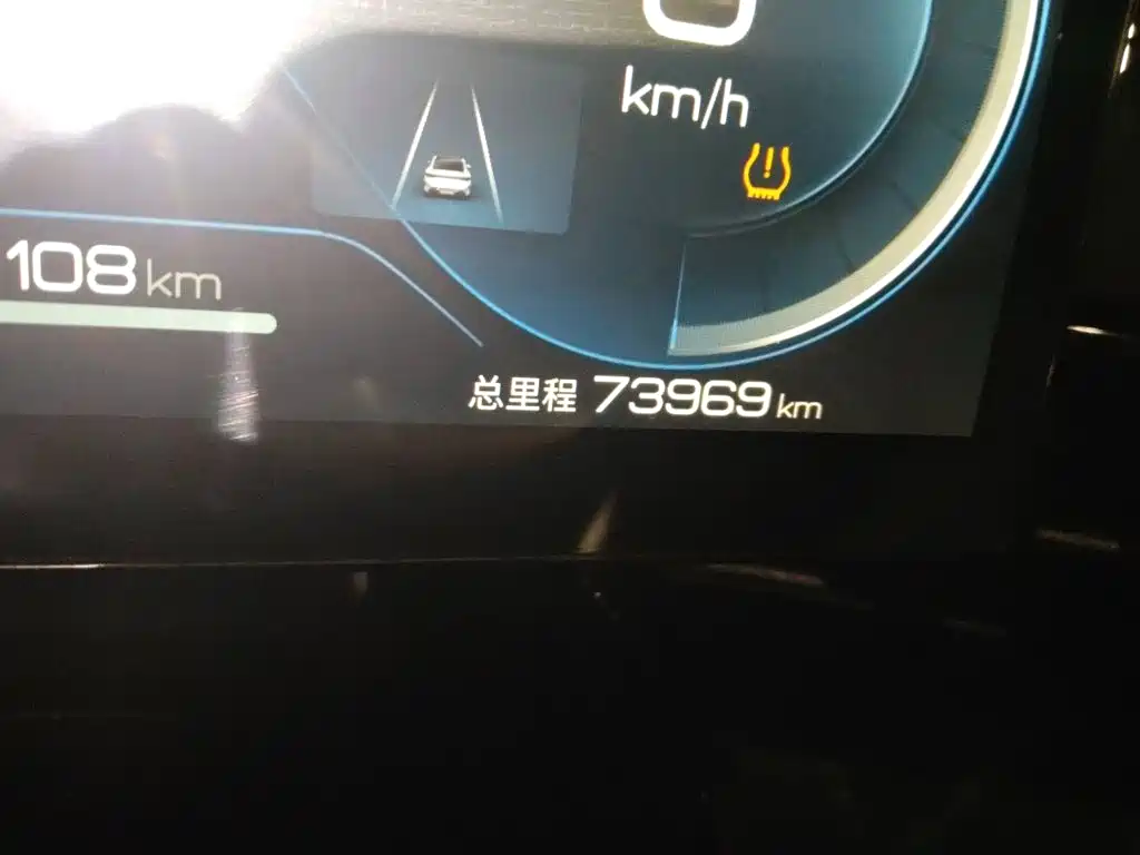 BYD Seal — фото 13