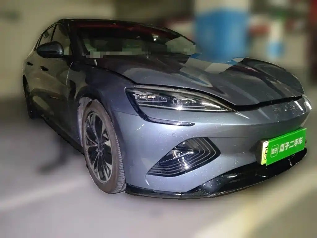 BYD Seal — фото 3