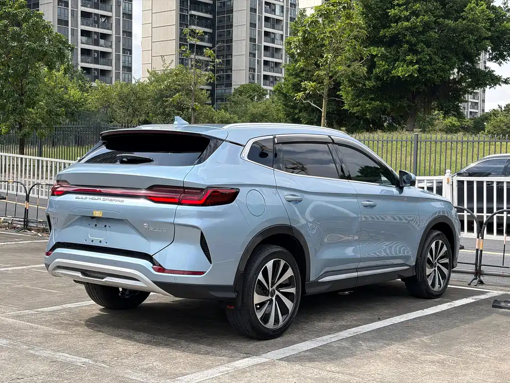 BYD PLUS New Energy — фото 4