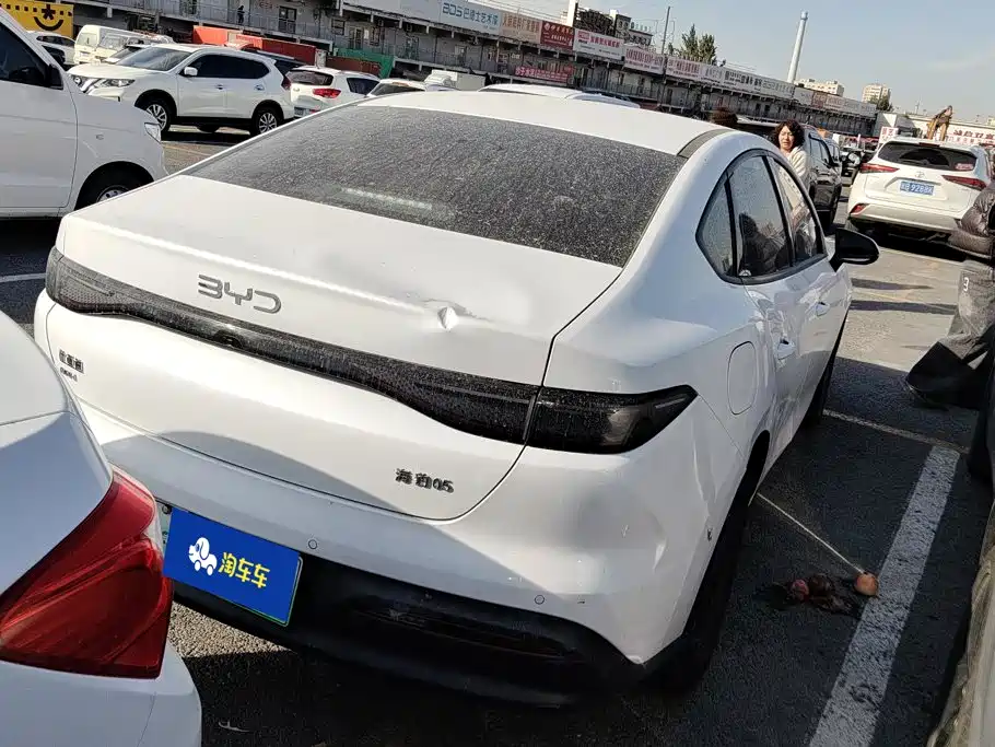 BYD Seal 05 DM-i — фото 3