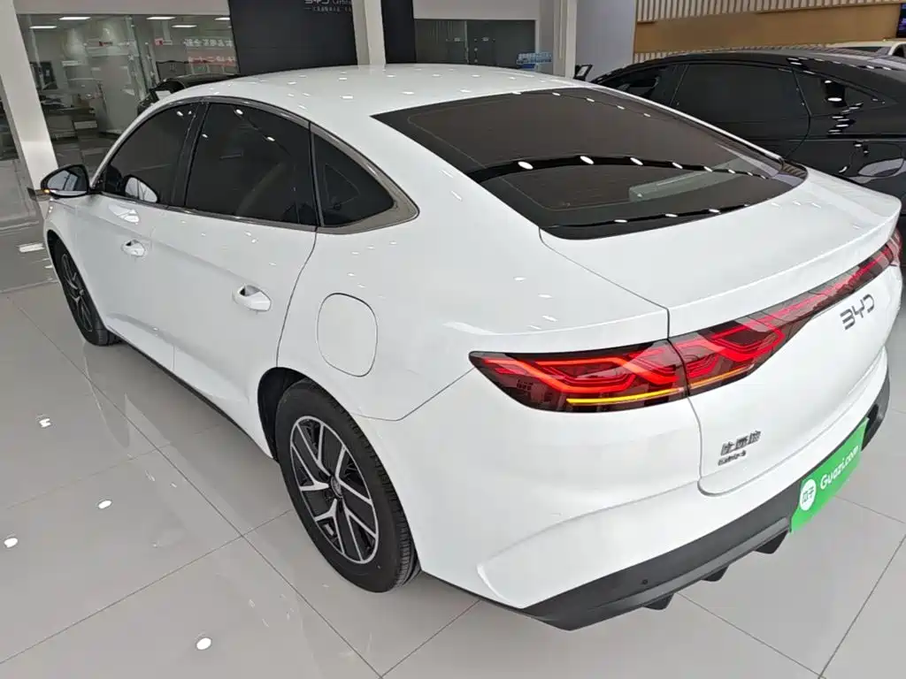BYD Qin L — фото 4