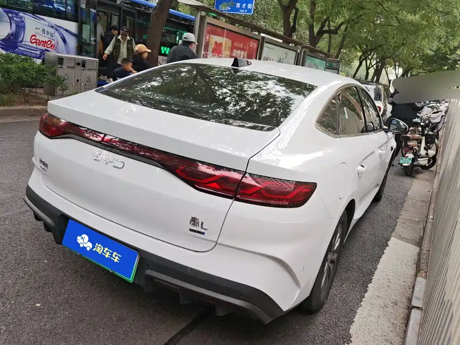 BYD Qin L — фото 3