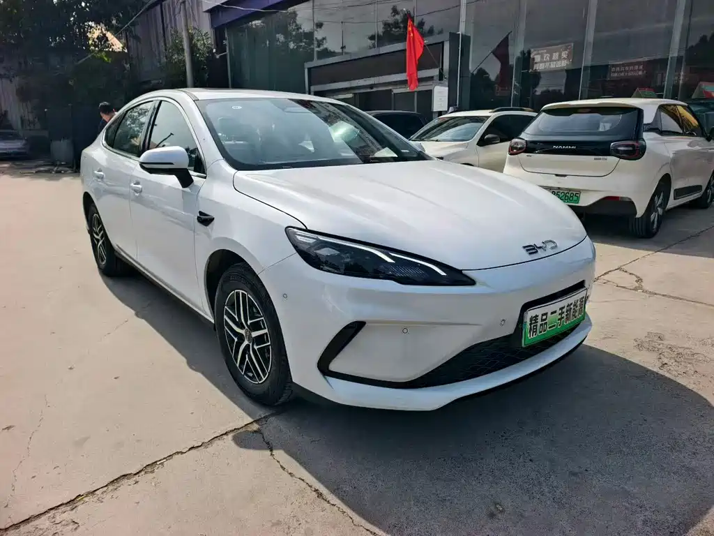 BYD Seal 05 DM-i — фото 2