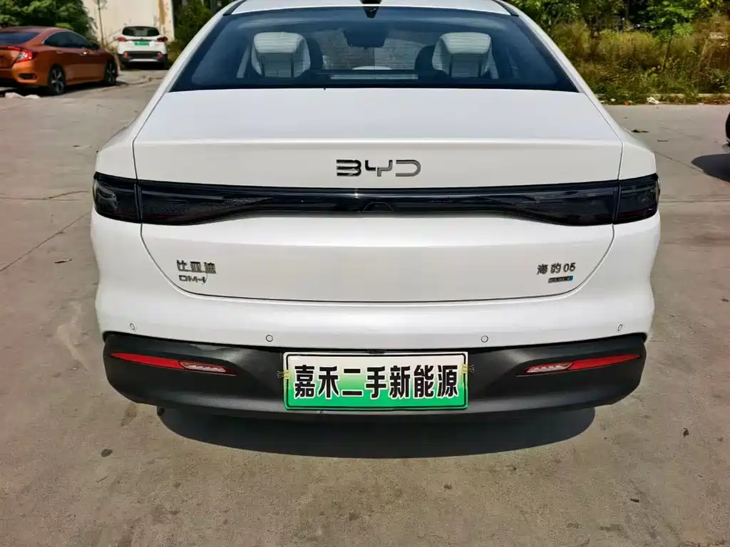 BYD Seal 05 DM-i — фото 5