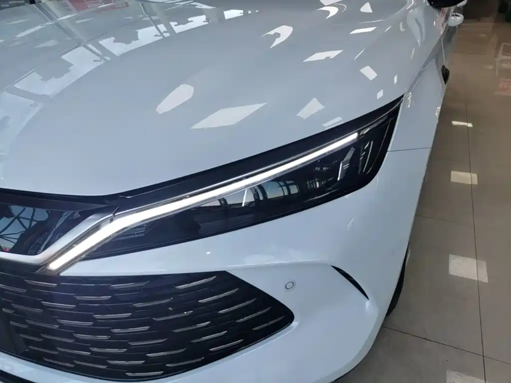 BYD Qin L — фото 23