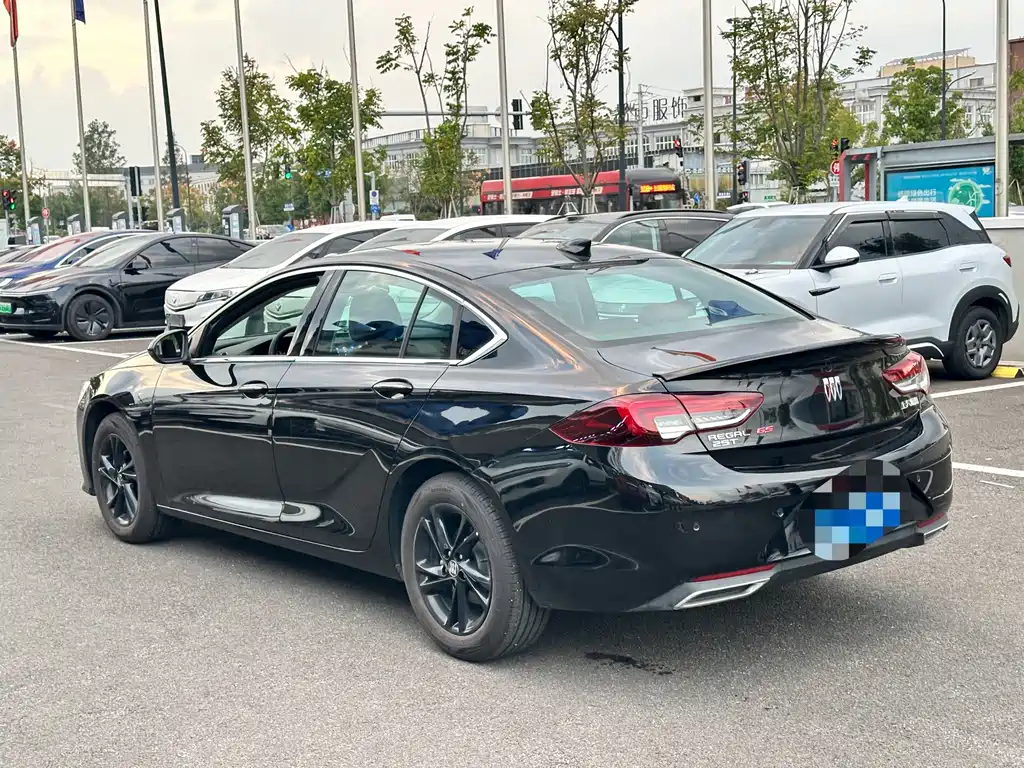 Buick Regal — фото 8