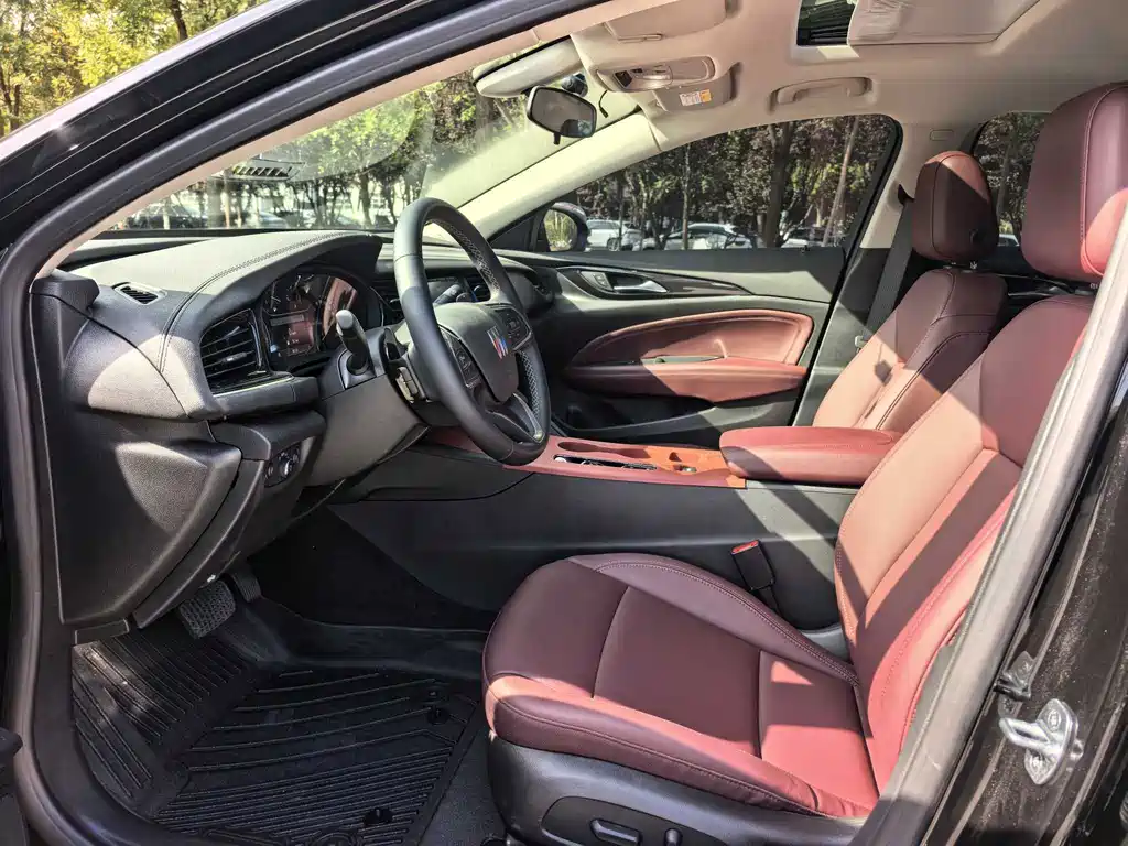 Buick Regal — фото 6