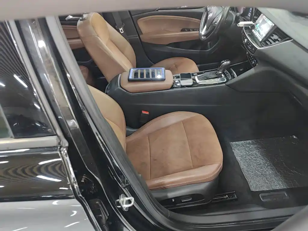 Buick Regal — фото 24